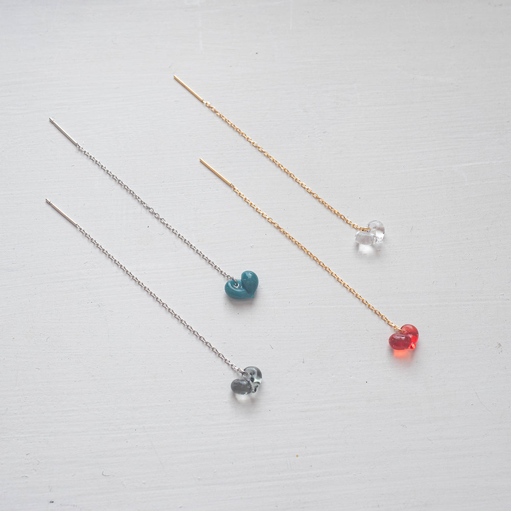 Chain earrings -tiny glass heart-
Aromaless type