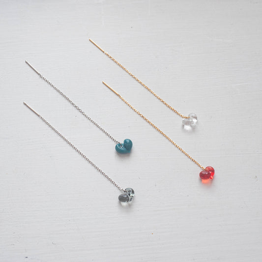 Chain earrings -tiny glass heart-
Aromaless type