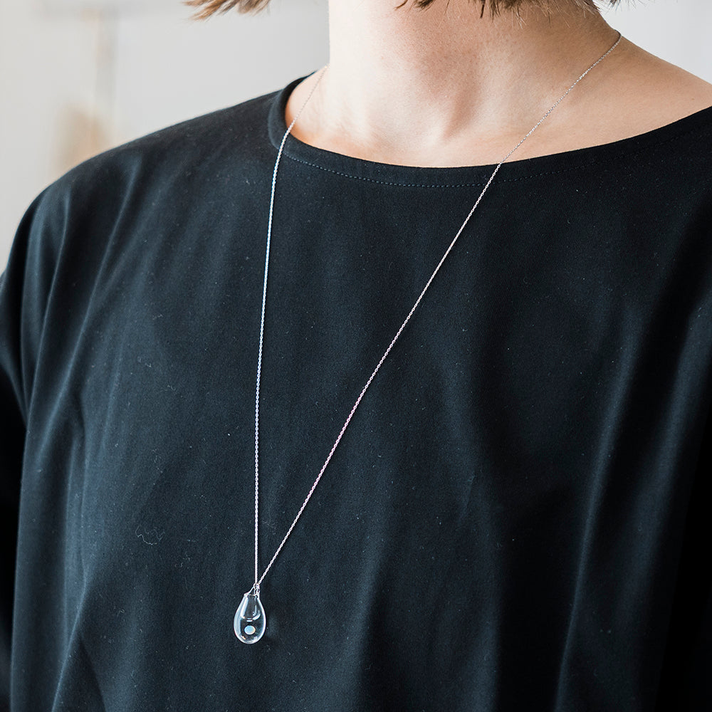 moon aroma necklace long