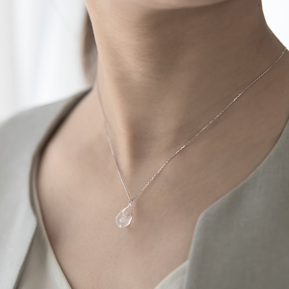 moon aroma necklace